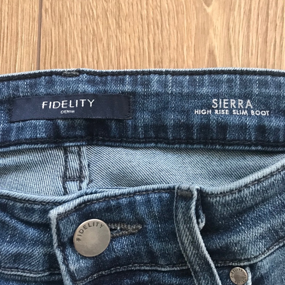 Fidelity Jeans - Picture 5 of 10